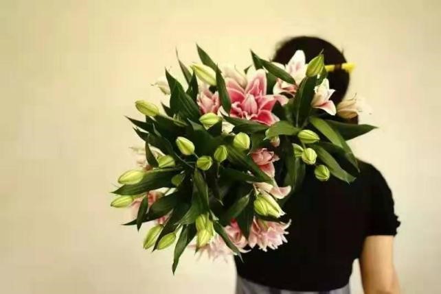 百合东方